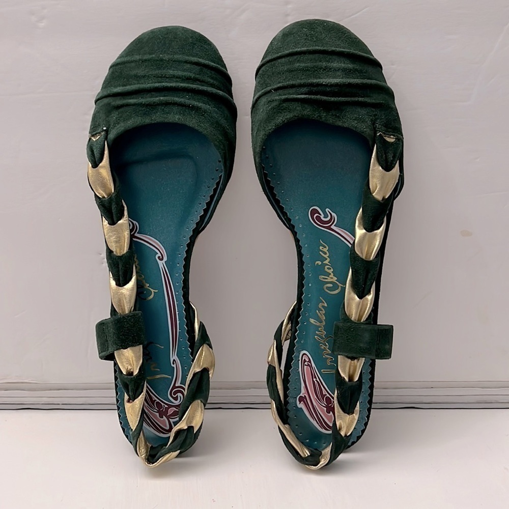 Irregular Choice Green Suede Gold Metallic Flat Shoes Size 39.5 Nwot